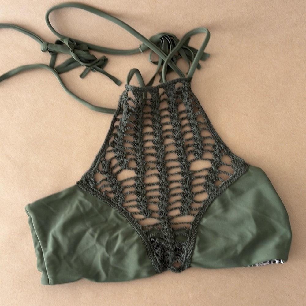 Acacia swimwear | small Panama top